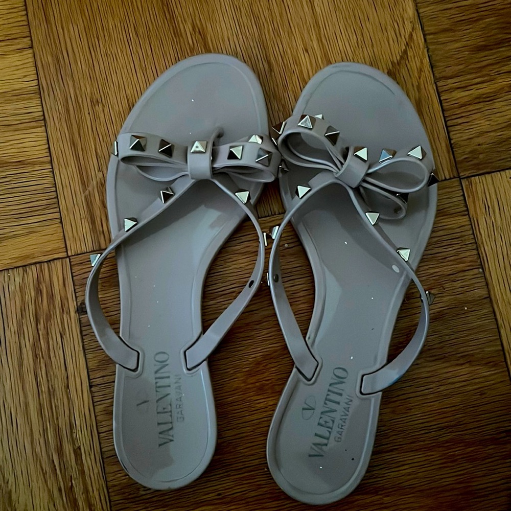 Valentino nude sandals